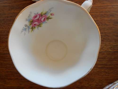 Royal Albert Tranquillity, Trio