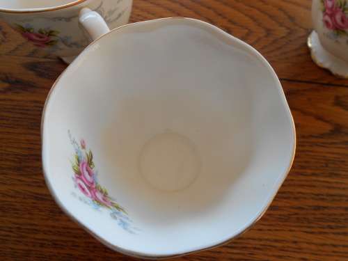 Royal Albert Tranquillity, Trio