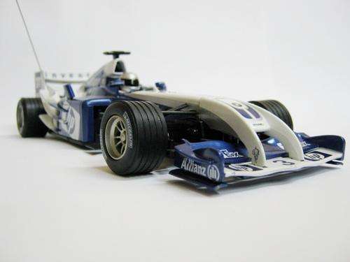 ***Williams BMW F1 Model Car FW26*** OFFICIAL LICENSED PRODUCT!!