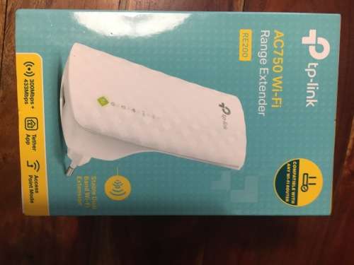 AC750 WiFi Range Extender x 2