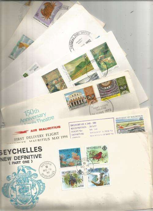 MIXED WORLD   USED    COVERS