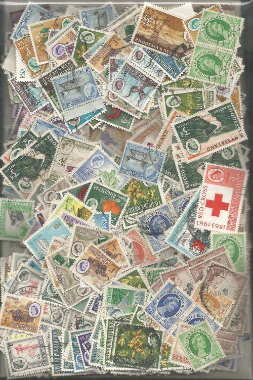 RHODESIA MIXED USED LOT SOME DUPP. IN PKT.80G.