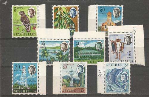 SEYCHELLES UN MOUNTED MINT  LOT
