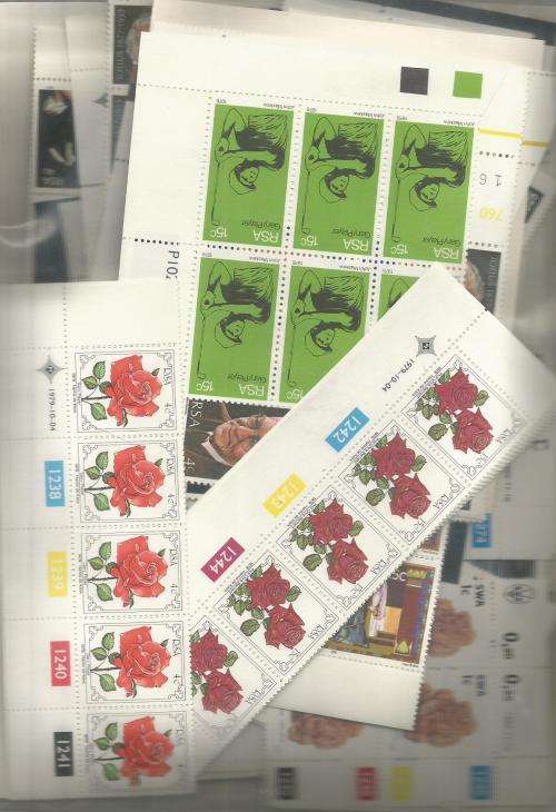 MIXED  SA & AREA UN MOUNTED MINT & [CTO] LOT IN PKT,SOME DUPP.200 .GS