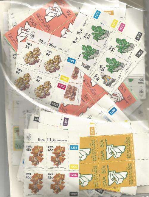 MIXED  SWA   UN MOUNTED MINT  LOT IN PKT,SOME DUPP.150 .GS