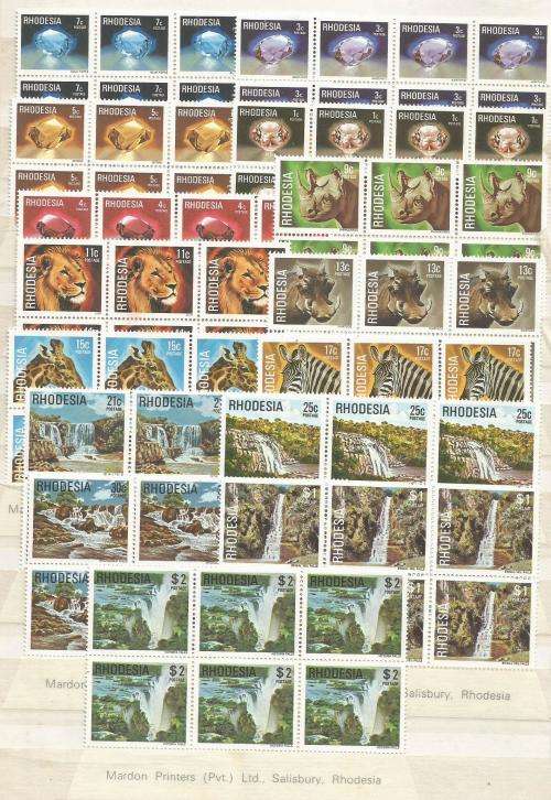 RHODESIA  UN MOUNTED MINT   SET IN BLOCKS
