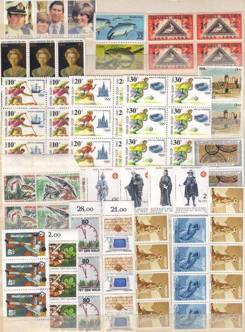MIXED   WORLD   UN MOUNTED MINT LOT