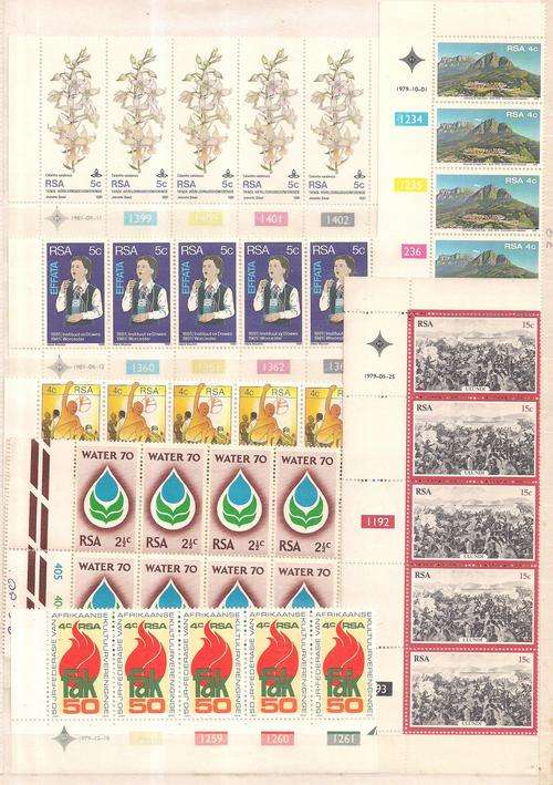 SA UN MOUNTED MINT LOT