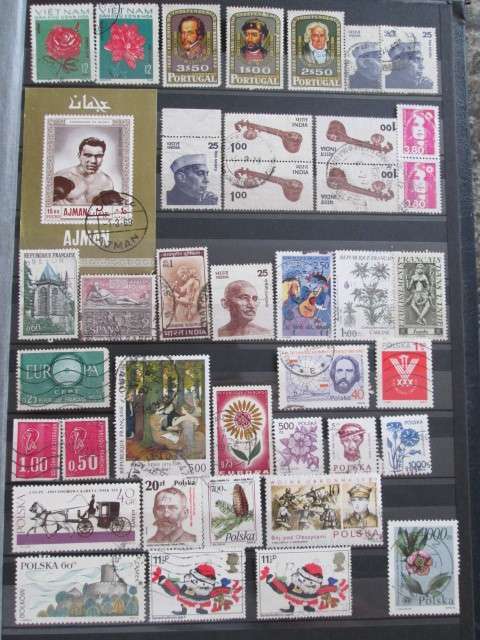 PAGE OF PREVIOUSLY HINGED STAMPS-VIETNAM/PORTUGAL/POLAND/INDIA/AJMAN