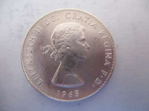 LOVELY DETAILED CROWN COMMEMORATING SIR WINSTON CHURHILL 1874-1965