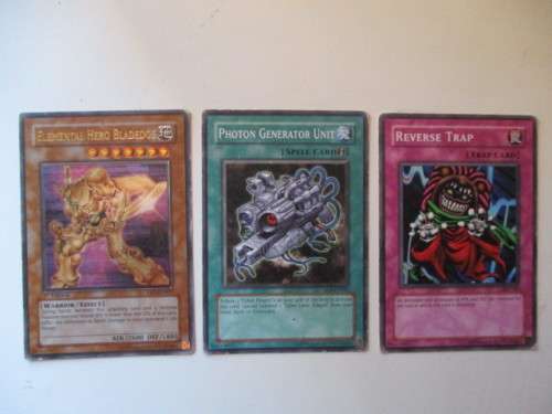 YU-GI-OH 3 CARDS ONE IS A FOIL