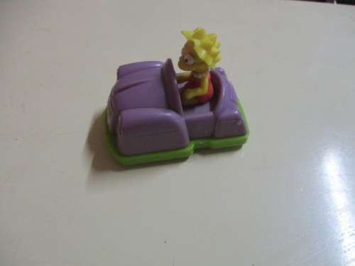 LISA IN SMALL CAR THE SIMPSONS