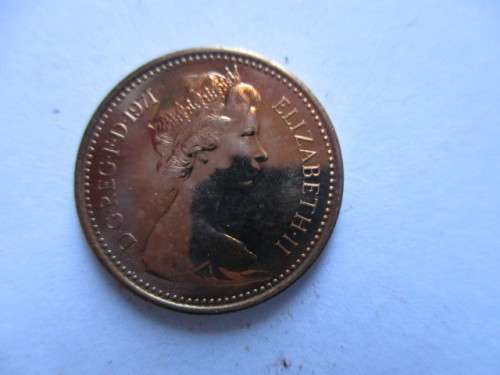 GREAT BRITAIN - MIRROR IMAGE 1/2 NEW PENNY 1971 UNCIRCULATED