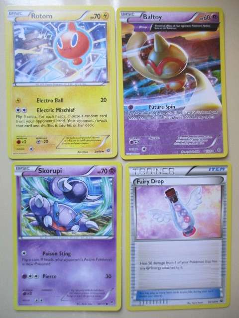 POKEMON 4 CARDS