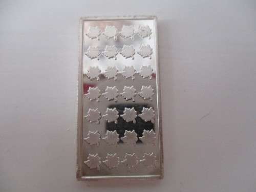 LOVELY SILVER PLATED  2 CM LONG MINI BAR