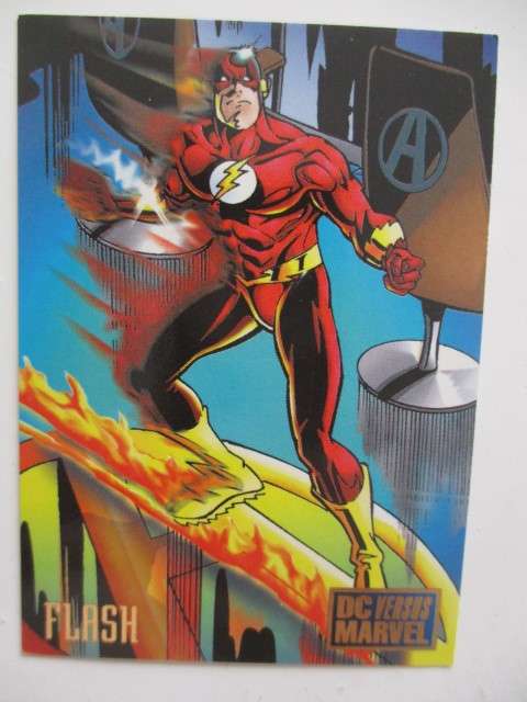 DC VERSUS MARVEL TRADING CARD  - FLASH
