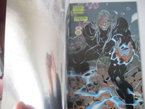 MARVEL COMICS - X-MEN  OMEGA SPECIAL EVENT METALLIC COVER COMIC