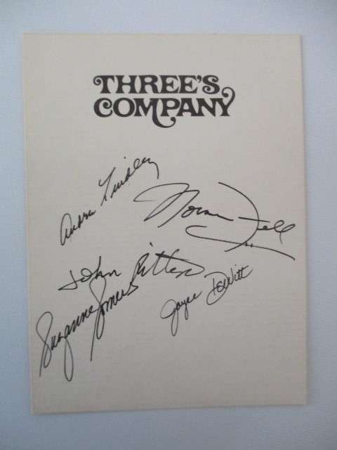 PRINTED  AUTOGRAPHS  CAST OF THREES COMPANY  -