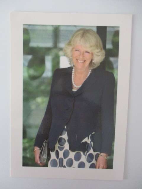AUTOGRAPHED / SIGNED -  QUEEN CONSORT OF ENGLAND QUEEN CAMILLA RARE ITEM!!!!