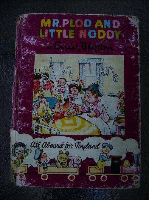 Noddy book Mr plod and little Noddy original Noddy book printed in the UK