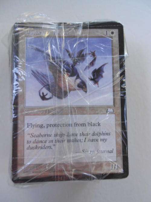 Magic the Gathering 100 or more mixed mostly different cards