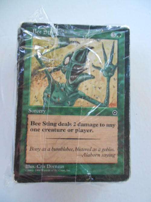 Magic the Gathering 100 or more mostly all different mixed cards