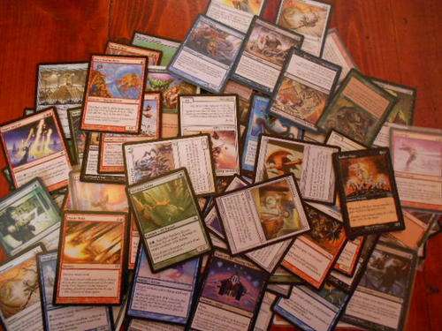 Magic the Gathering large assortment of over 100 cards