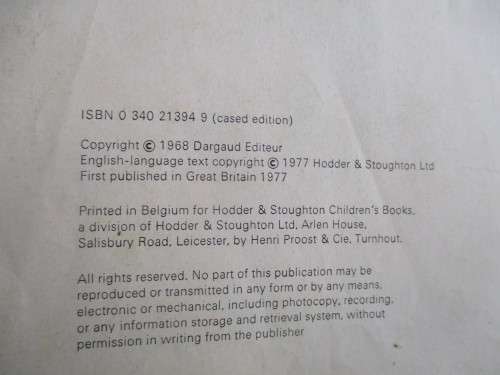 ASTERIX AND THE  CHIEFTAIN`S  SHIELD - HARD COVER -  POSSIBLY FIRST PRINTING  1977