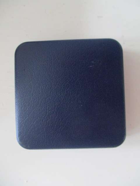 ROYAL WEDDING SOLID BRONZE COIN IN BOX  - 1981  PRINCE CHARLES AND DIANE