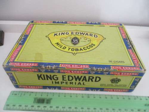 VINTAGE TO ANTIQUE KING EDWARD THE SEVENTH IMPERIAL MILD TOBACCOS CIGAR BOX
