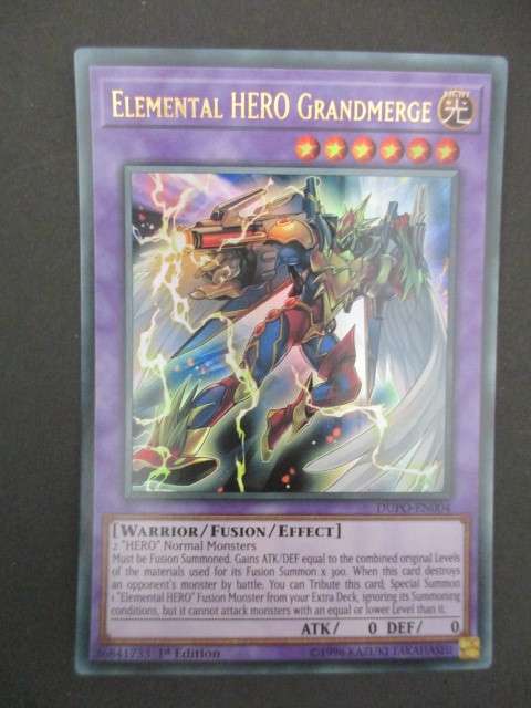 YU-GI-OH TRADING CARD  - ELEMENTAL HERO GRANDMERGE / FOIL CARD / SHINY