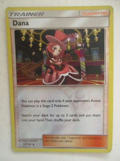 POKEMON TRADING CARD - TRAINER / DANA FOIL CARD / SHINY