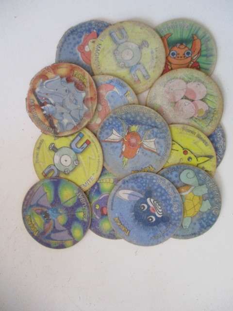 POKEMON LOT OF FADED TAZOS