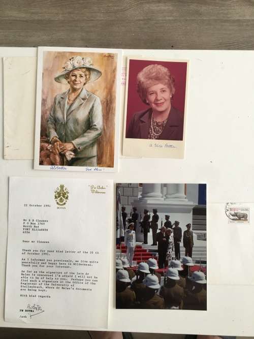 LOVELY LOT OF PW BOTHA  FORMER PRESIDENT  AND -  FREE  ELIZE BOTHA AUTOGRAPH