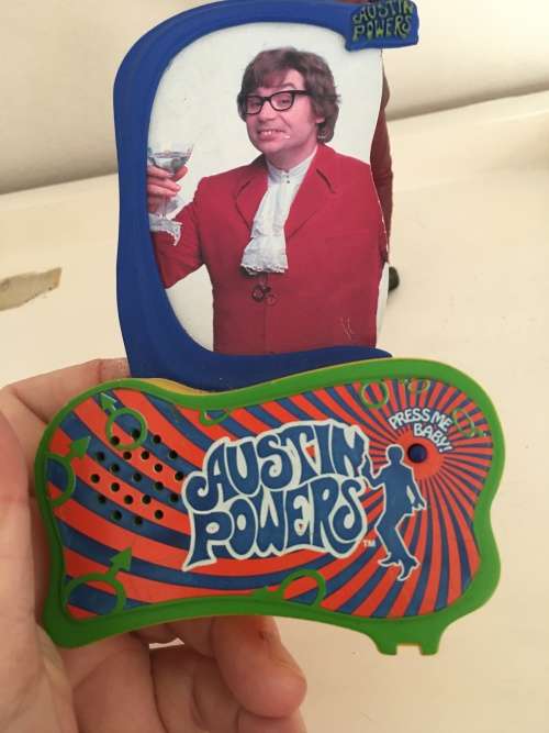 VINTAGE MIKE MYERS AS AUSTIN POWERS -FIGURE  AND SOUND BOX