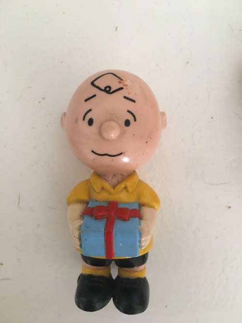 VINTAGE -  PEANUTS / CHARLIE BROWN -  FIGURE - APP. 7 cm TALL