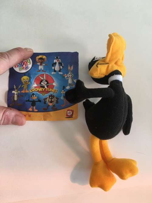 LOVELY SOFT PLUSH FABRIC DAFFY DUCK - MC DONALDS VERSION