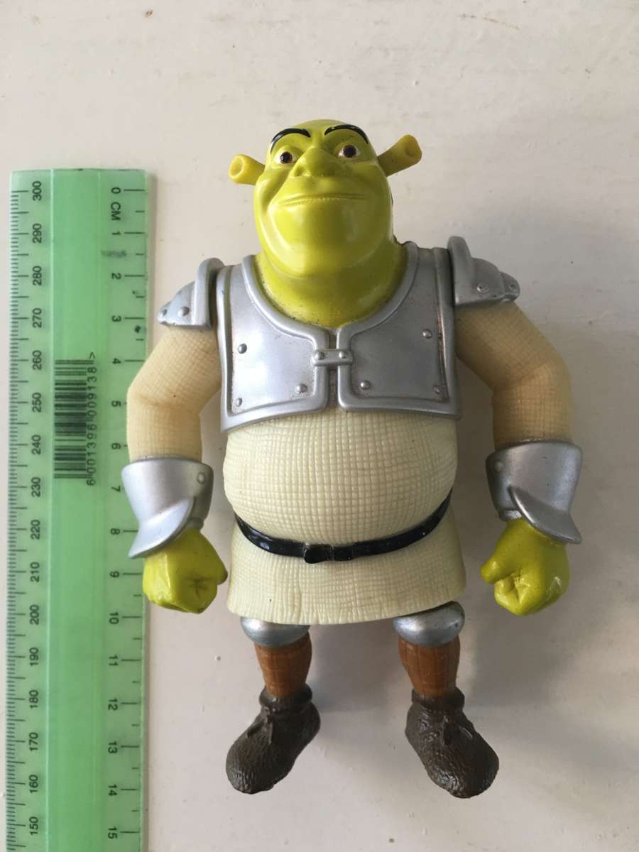 LOVELY SHREK FIGURE 2004 DREAM WORKS