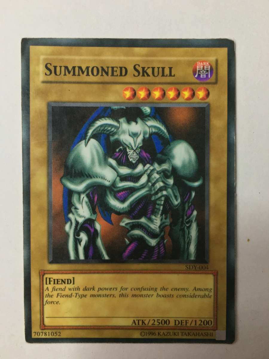 YU-GI-OH TRADING CARD - SUMMONED SKULL
