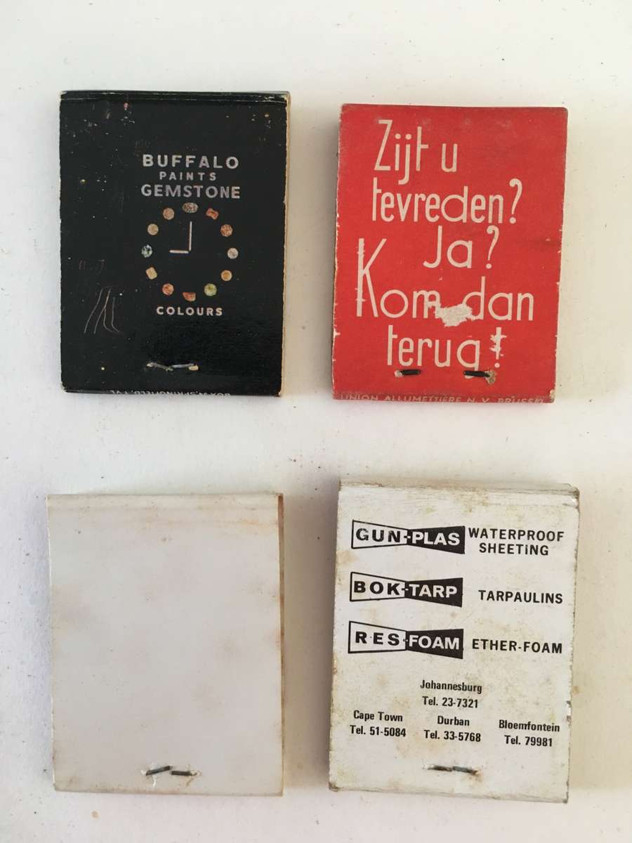 4 VINTAGE MATCH BOOKS MATCHES IN