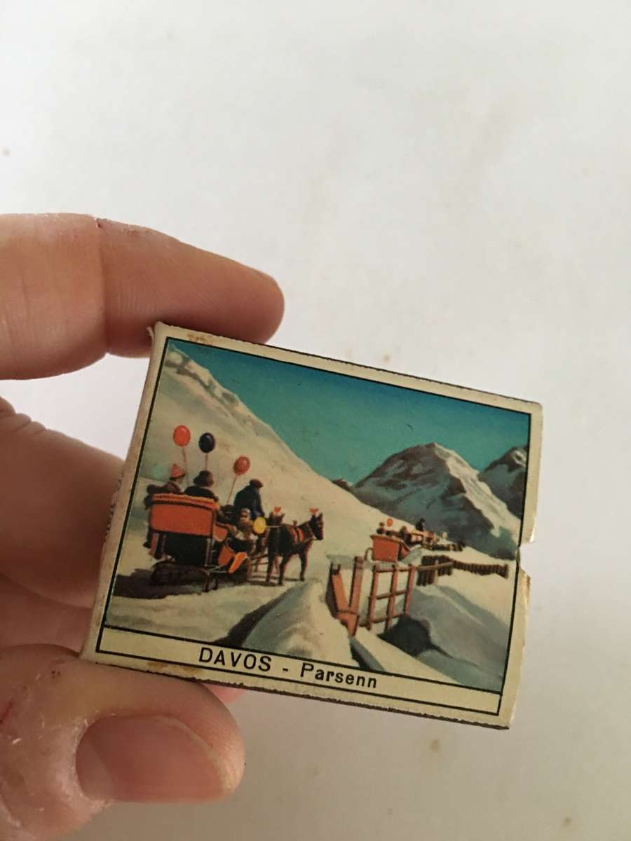 VINTAGE MATCH BOX WITH MATCHES