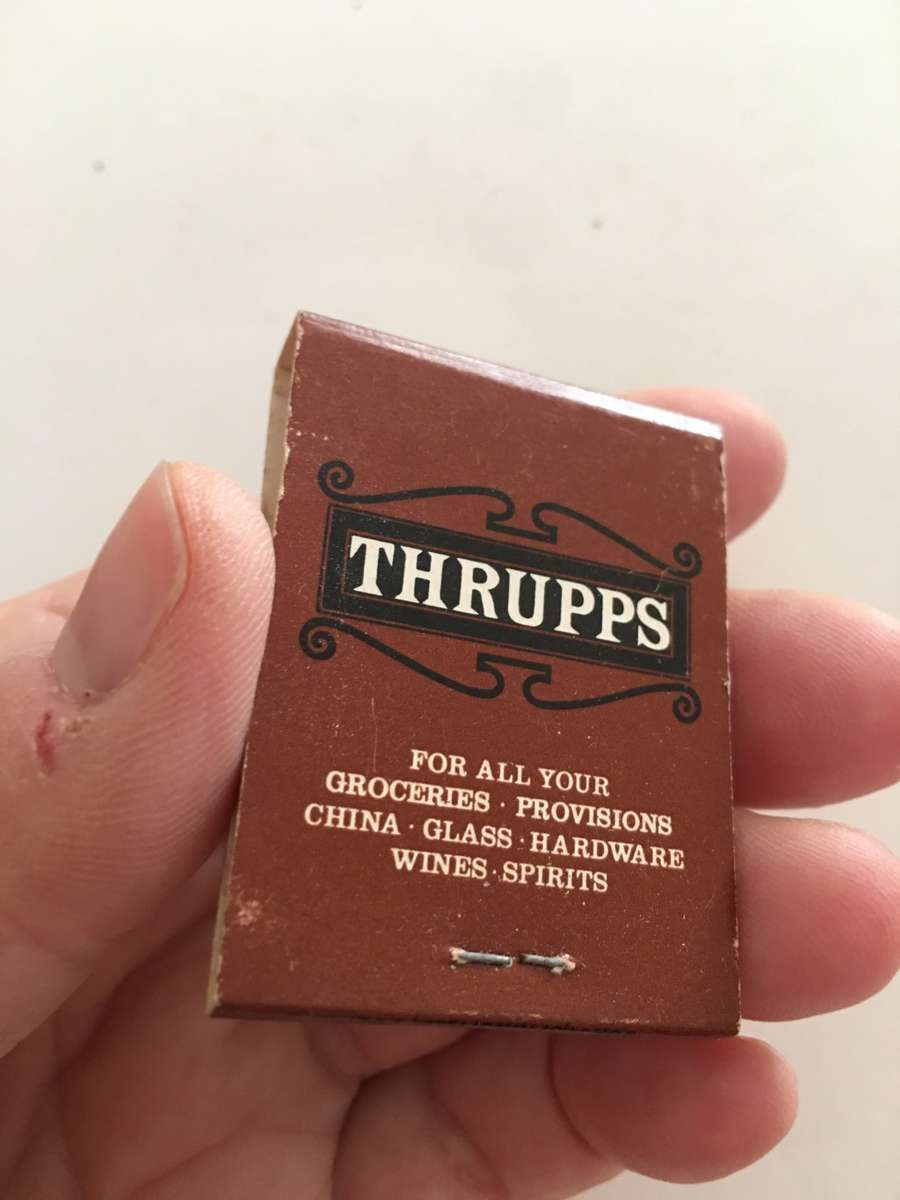 VINTAGE MATCH BOOK WITH MATCHES