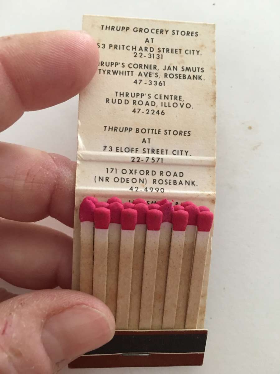 VINTAGE MATCH BOOK WITH MATCHES