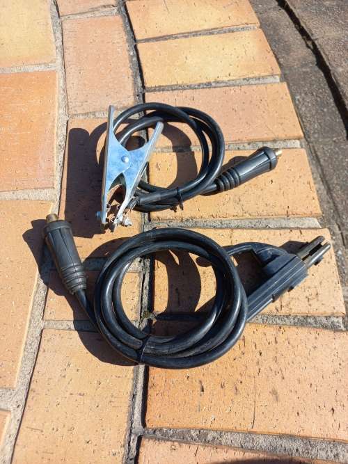 Inverter Welder - PINNACLE INTRUARC 210HD - Excellent Condition