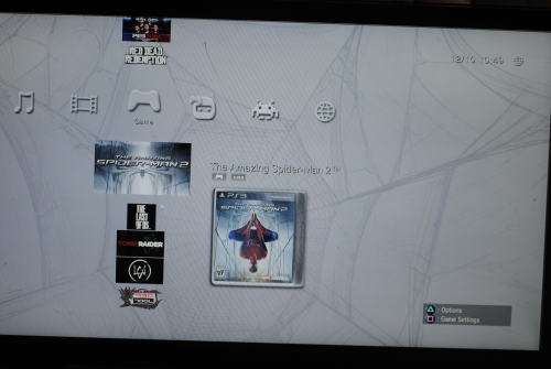 PS3 SLIM 320 GB (JAILBROKEN) WITH GAMES AND CONTROLLER