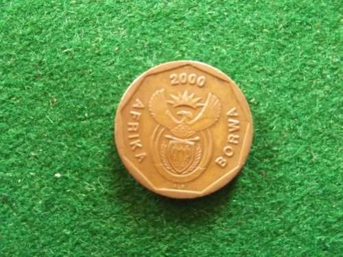 2000 New Coat of Arms ... Rare .. 50c CIRCULATION COIN