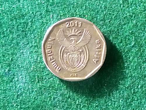 ### RARE FIND ###         2011     CIRCULATED SOUTH AFRICA 10 CENT.