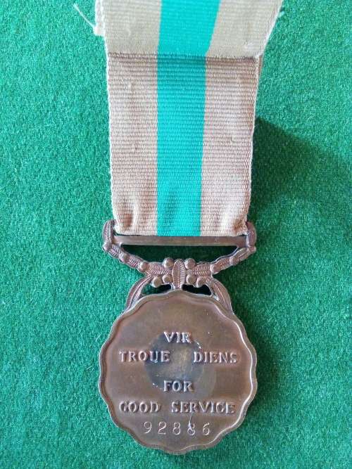 SADF 10 YEARS SERVICE MEDAL BRONZE .. FULL SIZE .. NUMBERED