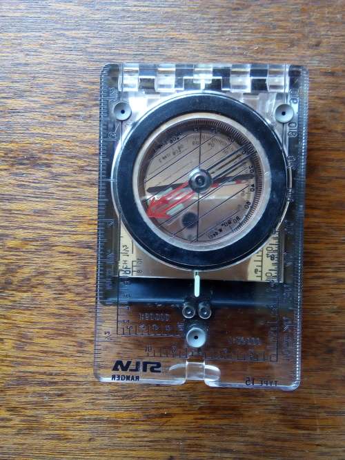 SILVA COMPASS - RANGER TYPE 15 - 100% WORKING ORDER - MISSING SMALL SCREWDRIVER