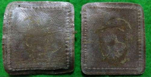 USED -SANDF - LT COL COLLAR RANK PAIR - RUBBERISED -- USED